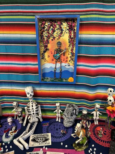 Día de los Muertos Ofrenda