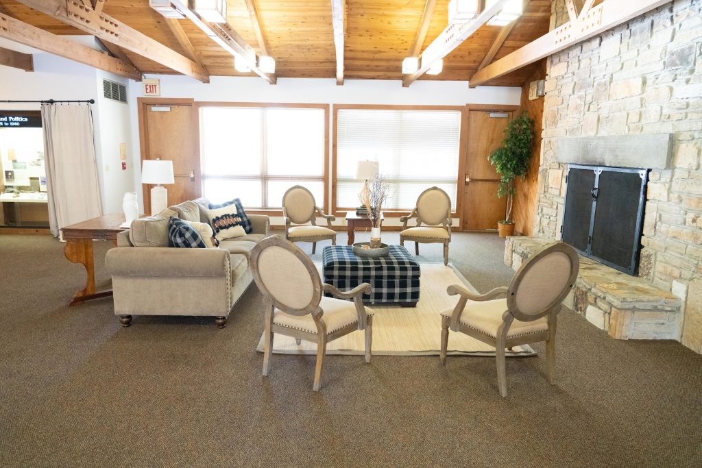 https://www.muw.edu/plymouthbluff/Foyer/Lounge