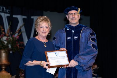 Whitwam receives Kossen Faculty Excellence Award