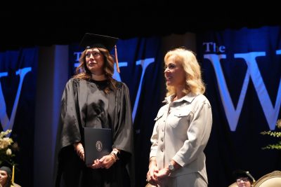 Griffin receives McLain Family Award for Extraordinary Faculty at The W